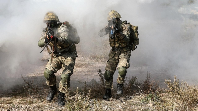 Komandolar, Irak'ın kuzeyinde katıldıkları operasyonlarda teröristlere büyük darbe vuruyor. Foto: AA